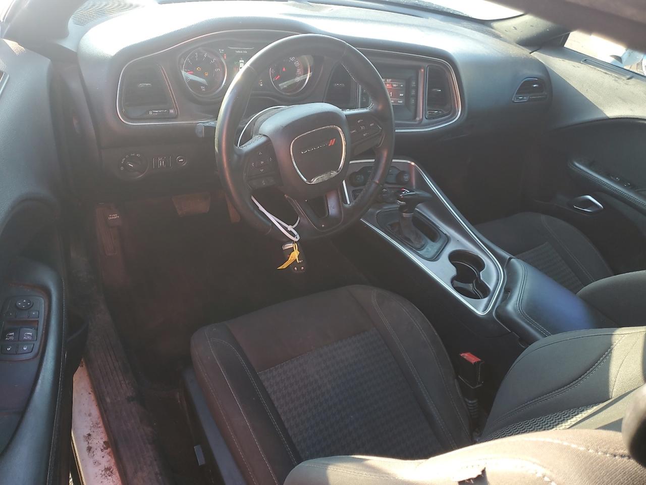 2016 Dodge Challenger Sxt VIN: 2C3CDZAG4GH353840 Lot: 81133675