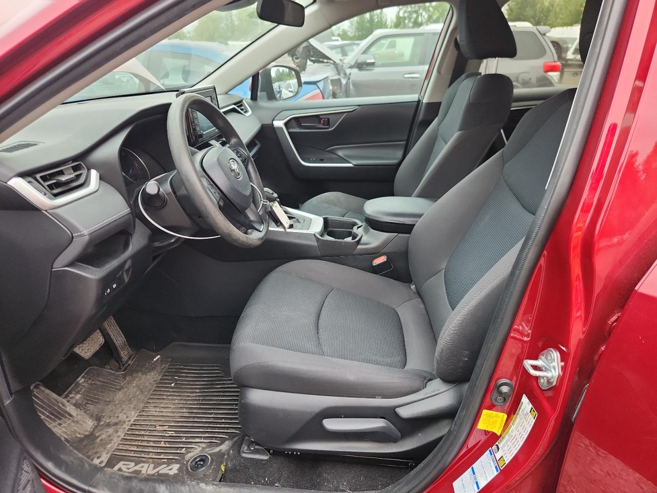 2021 Toyota Rav4 Le VIN: 4T3M6RFVXMU025349 Lot: 70818785