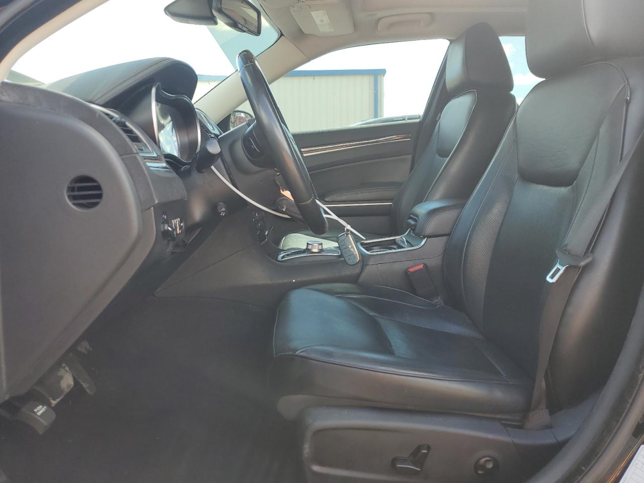 2019 Chrysler 300 Limited VIN: 2C3CCAEG5KH631412 Lot: 83820645