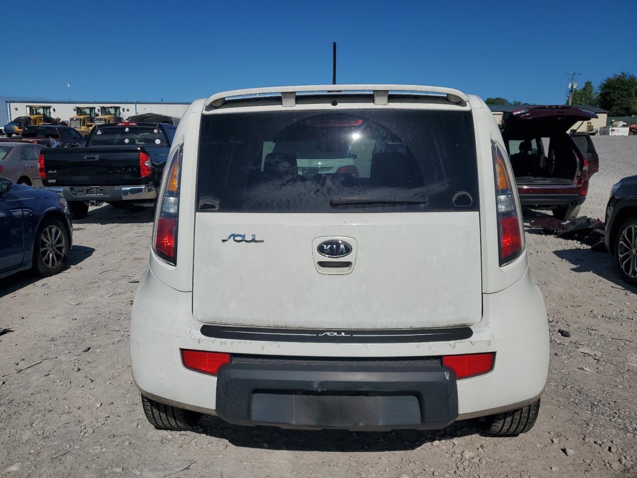 2010 Kia Soul + VIN: KNDJT2A26A7150419 Lot: 84425715