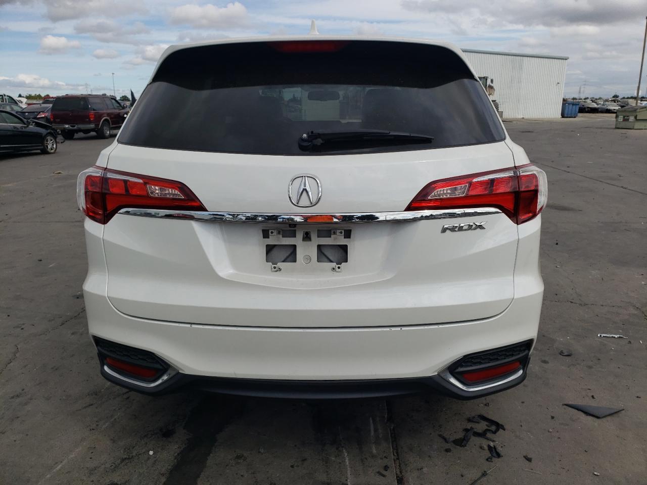2018 Acura Rdx Technology VIN: 5J8TB3H51JL007727 Lot: 71818505