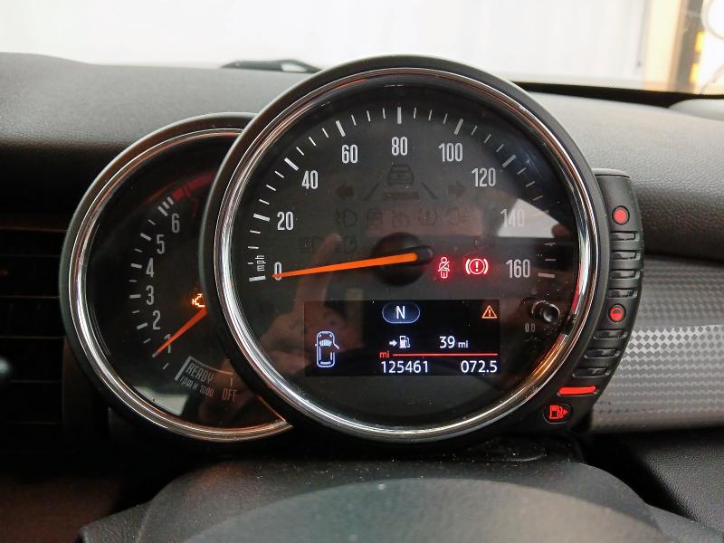 2014 MINI COOPER 