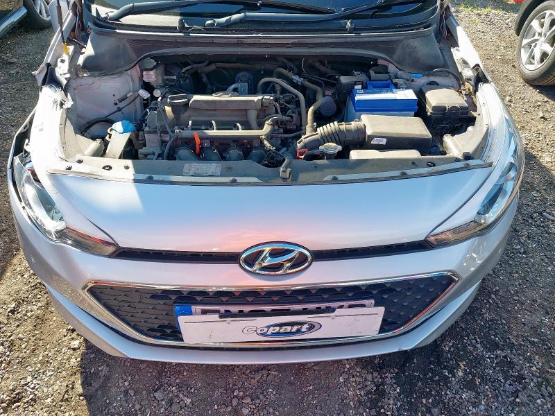 2018 HYUNDAI I20 PREMIUM SENAV BDRIVE 