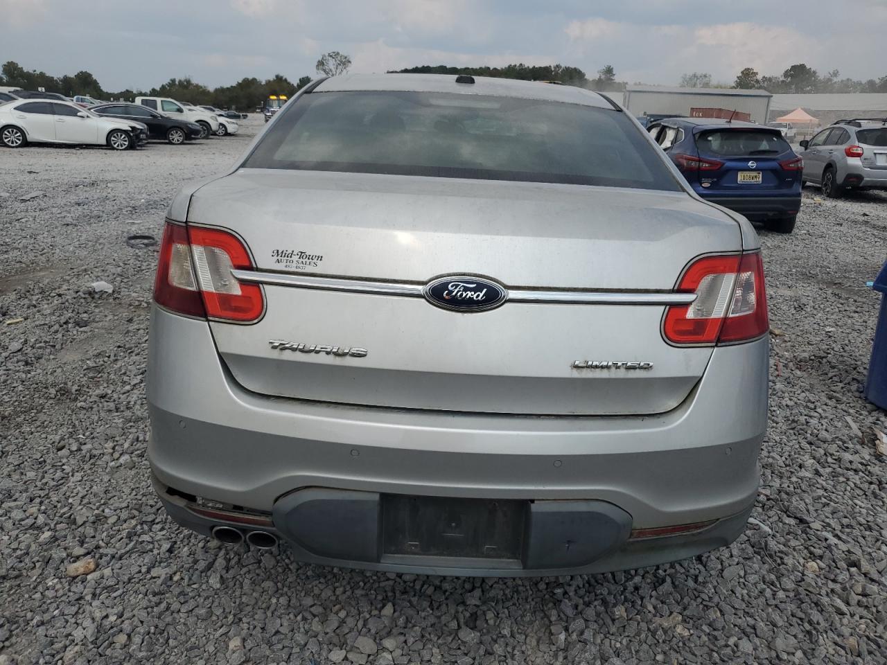 2010 Ford Taurus Limited VIN: 1FAHP2FW8AG118754 Lot: 80505235