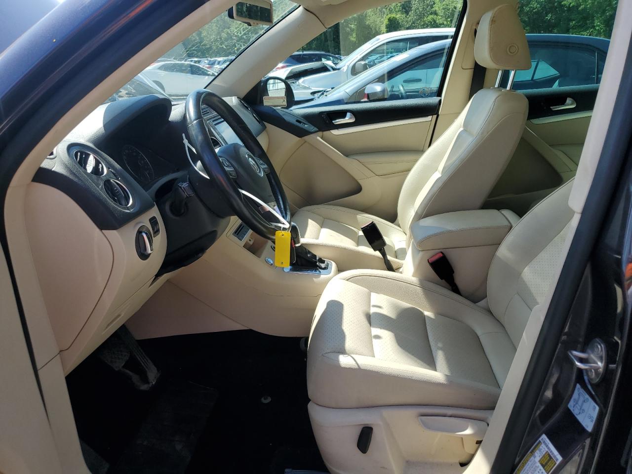 2016 Volkswagen Tiguan Comfortline VIN: WVGJV7AX6GW584689 Lot: 67957725