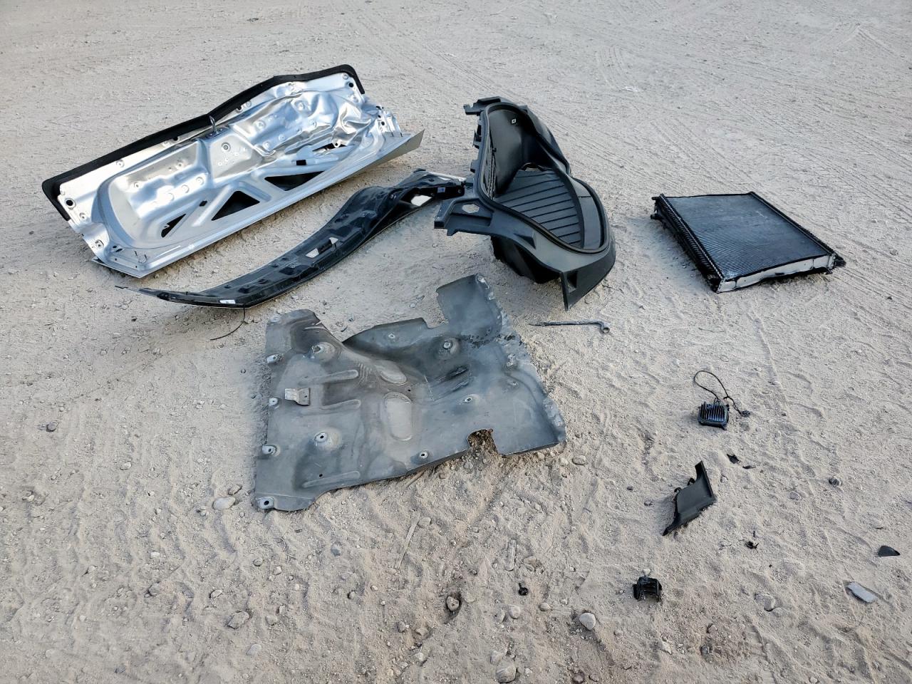 2024 Tesla Cybertruck VIN: 7G2CEHEEXRA033954 Lot: 80717735