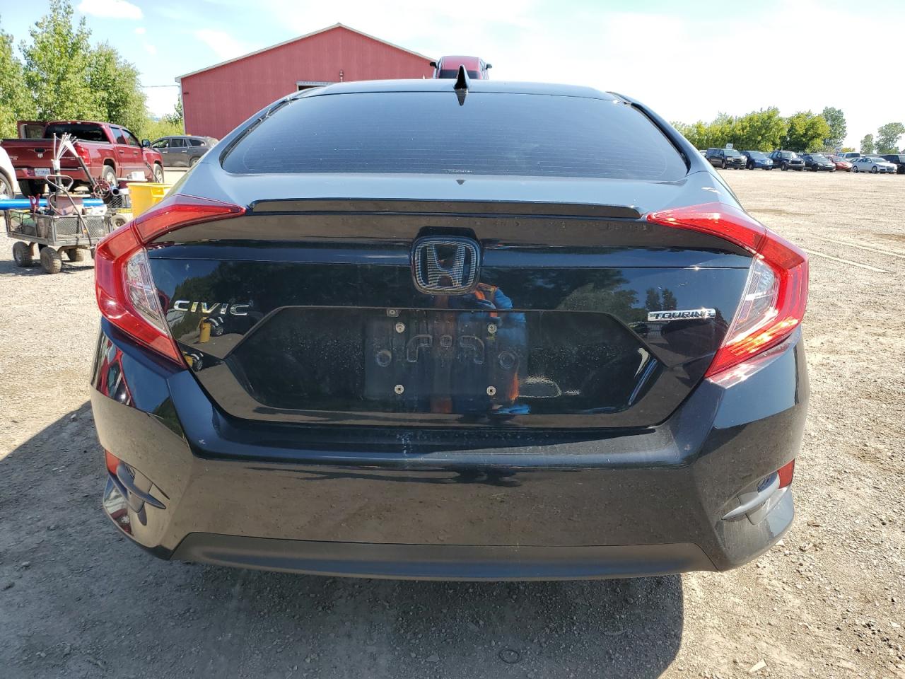 2018 Honda Civic Touring VIN: 2HGFC1F93JH107765 Lot: 71226225