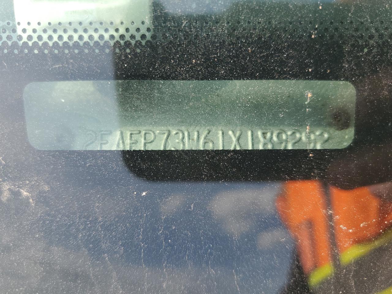 2001 Ford Crown Victoria VIN: 2FAFP73W61X189292 Lot: 80880395