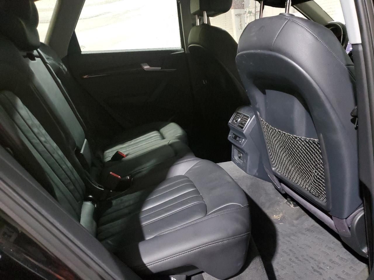 2018 Audi Q5 Premium Plus VIN: WA1BNAFY1J2001686 Lot: 81068355