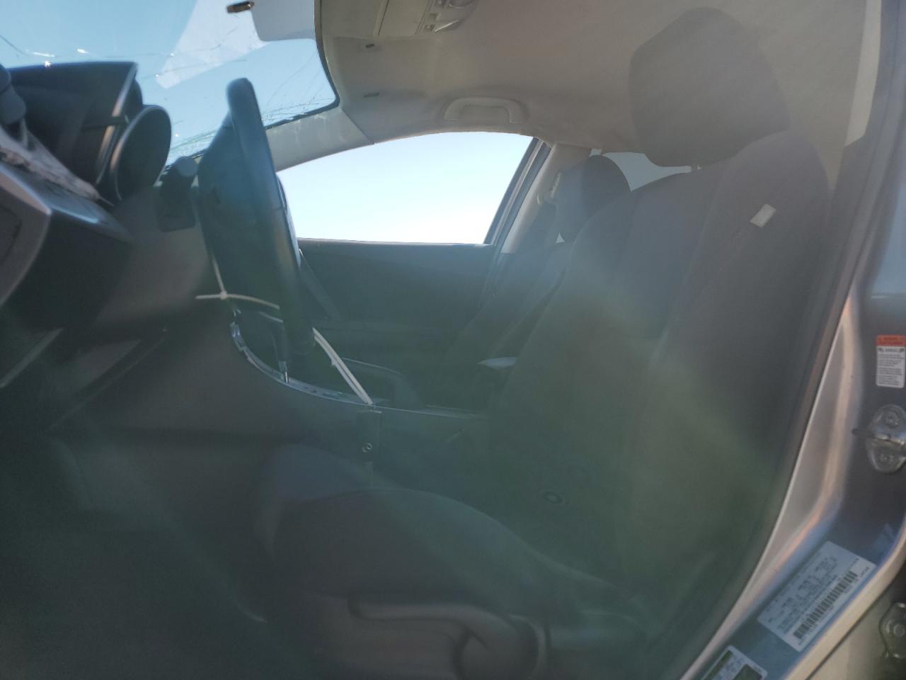 2010 Mazda 3 S VIN: JM1BL1H53A1247577 Lot: 81137375