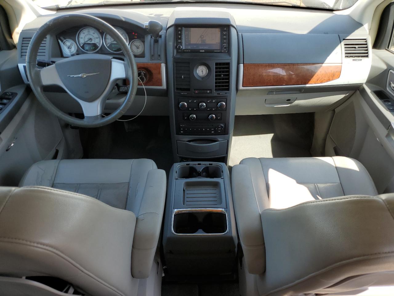 2008 Chrysler Town & Country Touring VIN: 2A8HR54P78R105819 Lot: 71731815