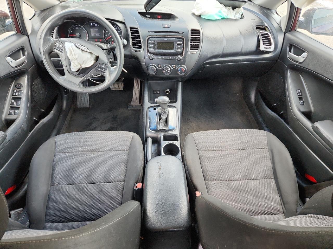 2018 Kia Forte Lx VIN: 3KPFK4A77JE185695 Lot: 81569295