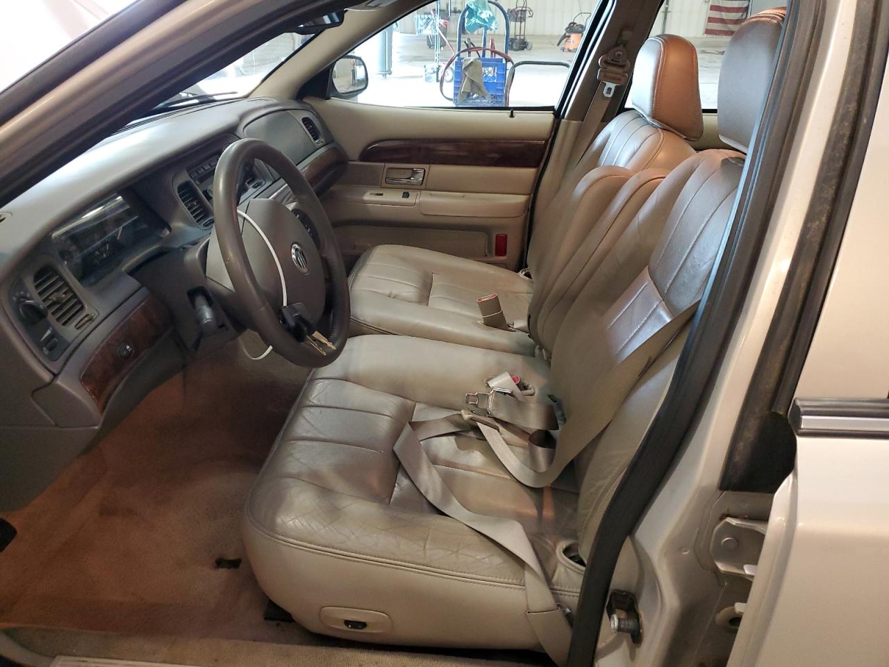 2009 Mercury Grand Marquis Ls VIN: 2MEHM75V09X615990 Lot: 71411535