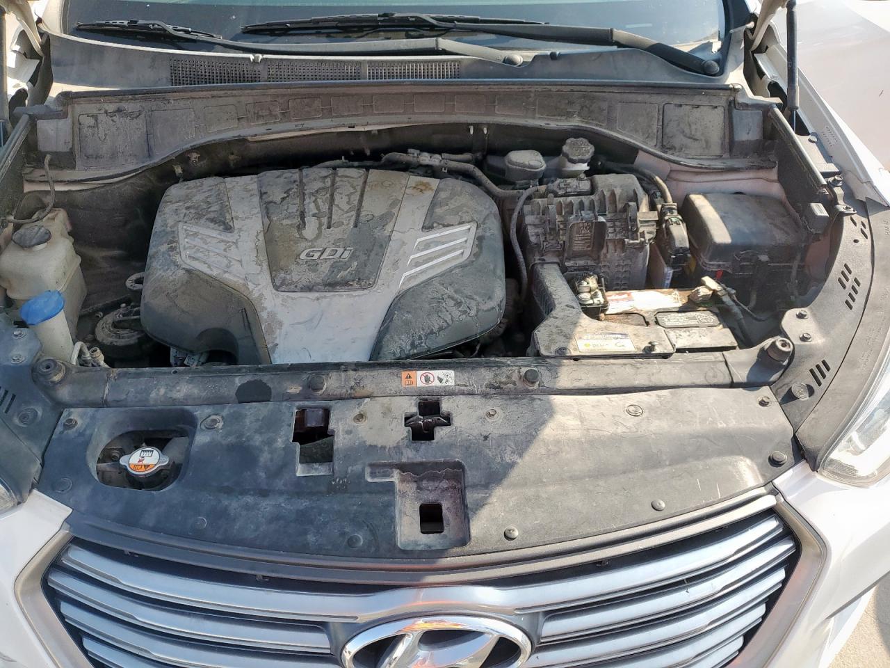 2017 Hyundai Santa Fe Se VIN: KM8SN4HF0HU230065 Lot: 81630015