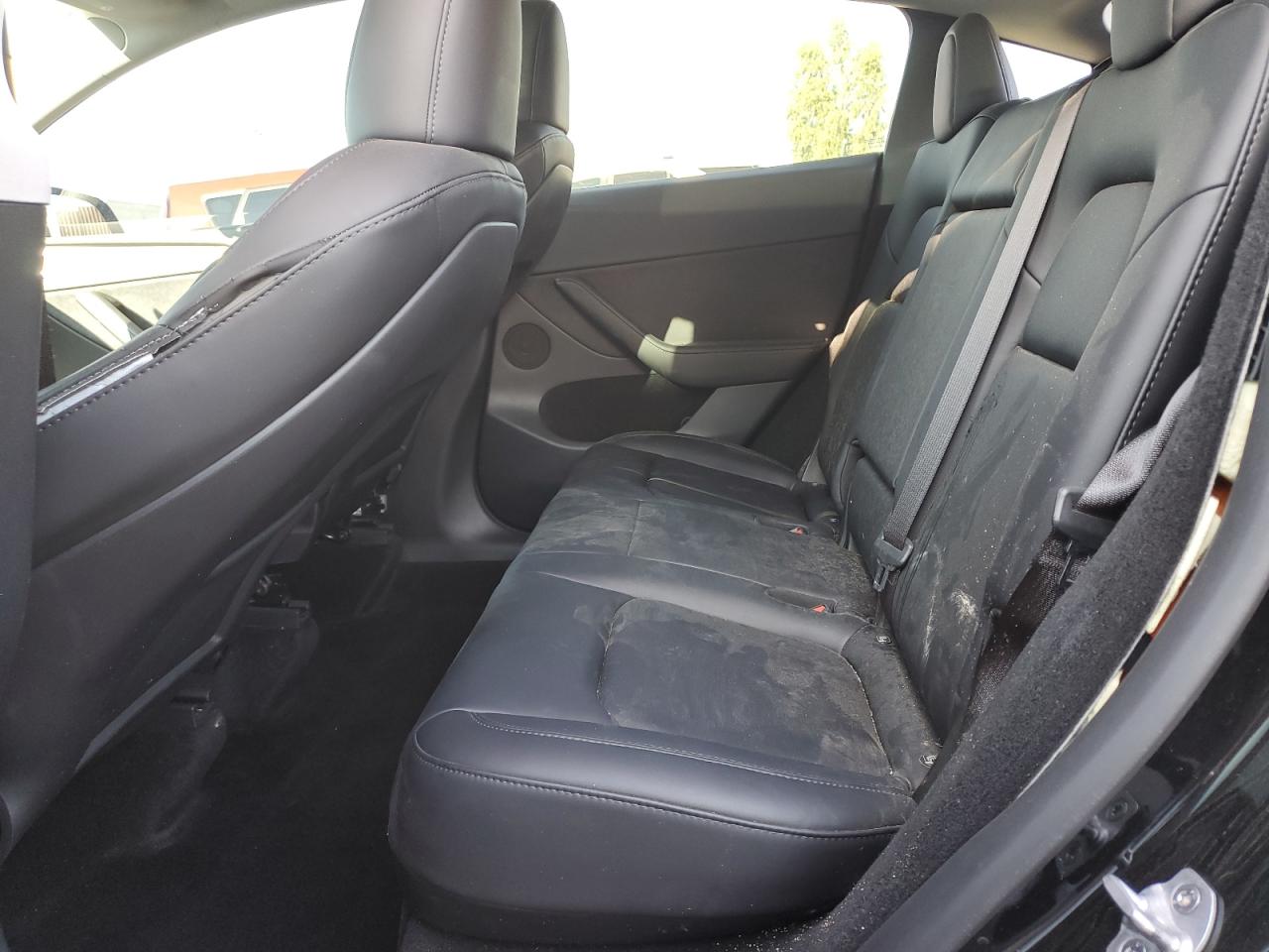 2023 Tesla Model Y VIN: 7SAYGDEE7PF923939 Lot: 84038945