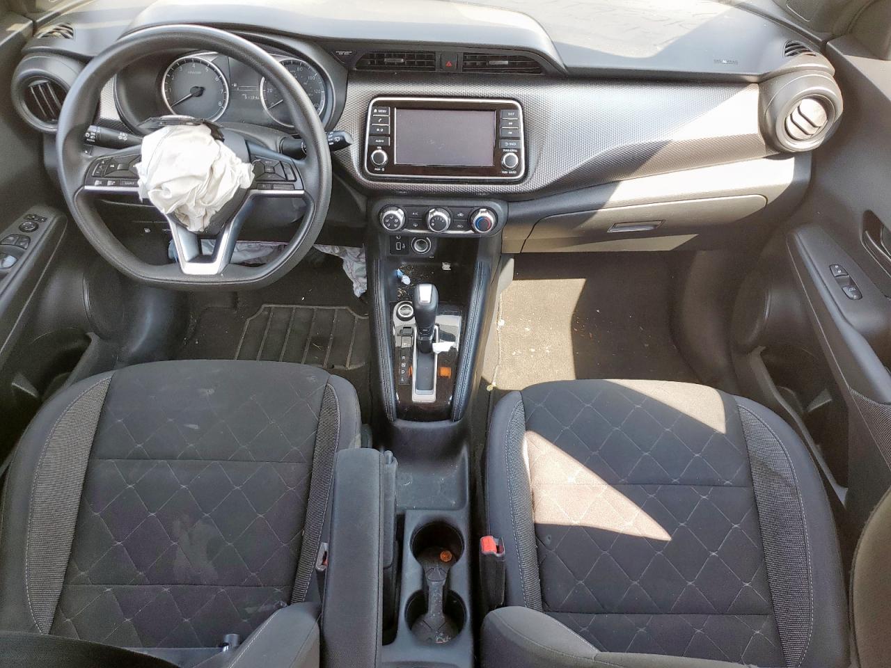 2019 Nissan Kicks S VIN: 3N1CP5CU1KL492020 Lot: 80903035