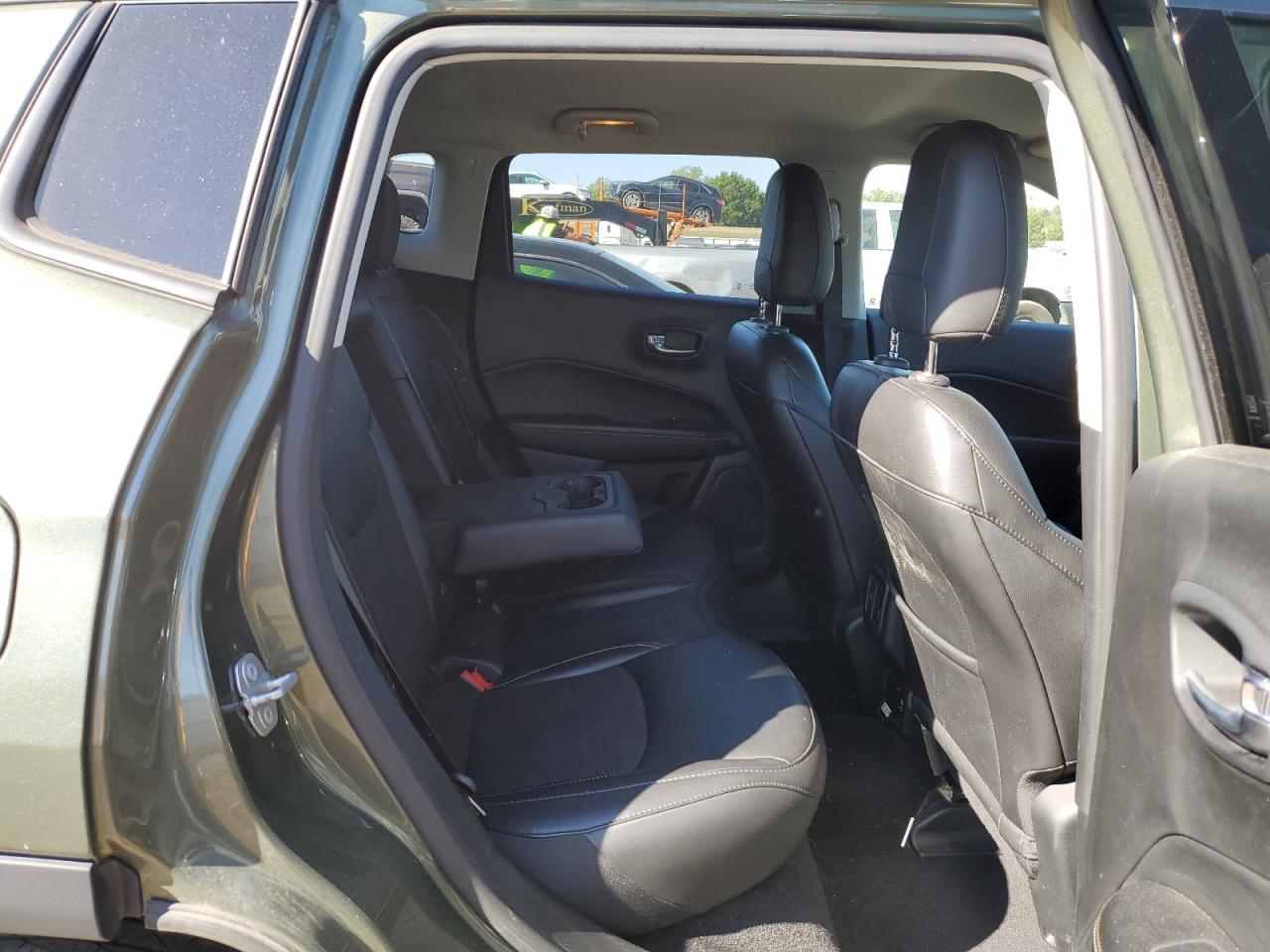 2019 Jeep Compass Latitude VIN: 3C4NJDBB4KT812545 Lot: 81936155