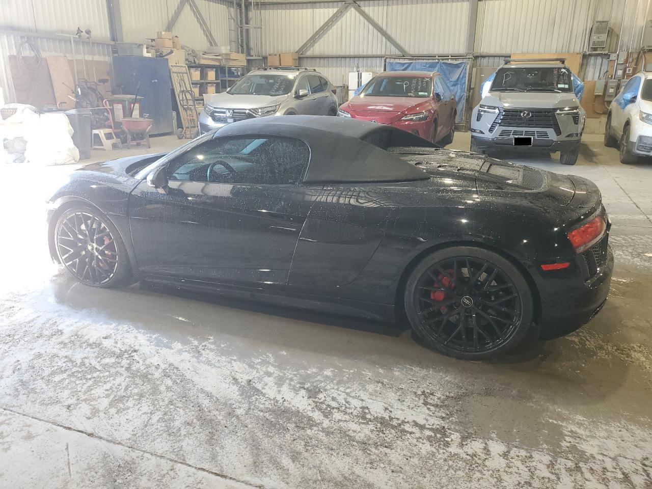 Фото: WUAVACFX6J7900308