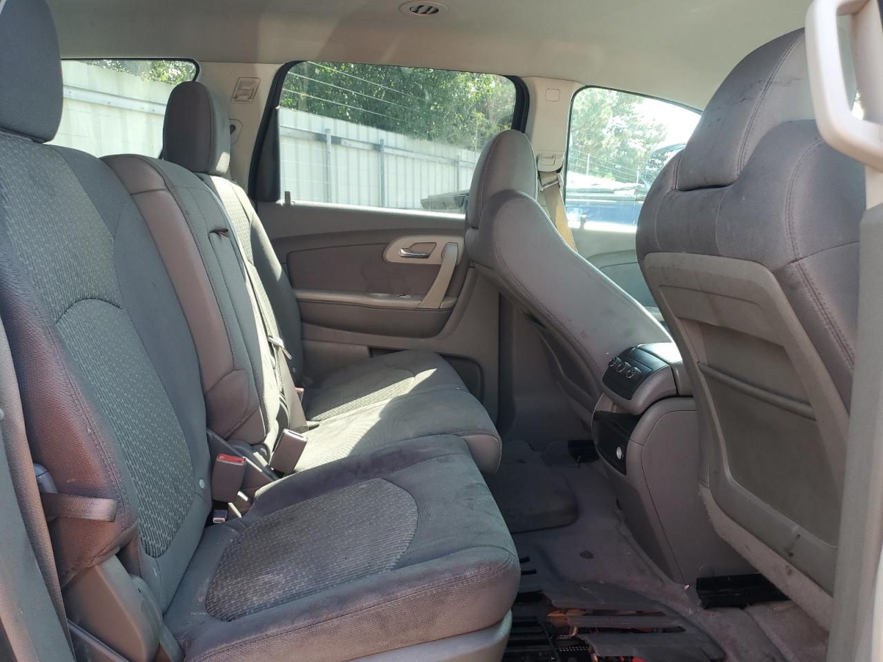 2012 Chevrolet Traverse Ls VIN: 1GNKRFED5CJ197458 Lot: 81744065