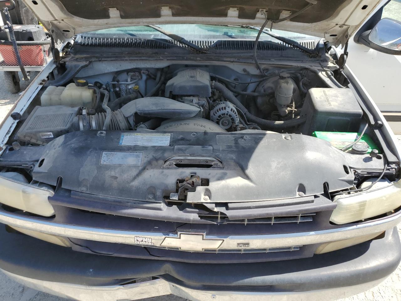 2000 Chevrolet Silverado C1500 VIN: 2GCEC19T9Y1261028 Lot: 81212065