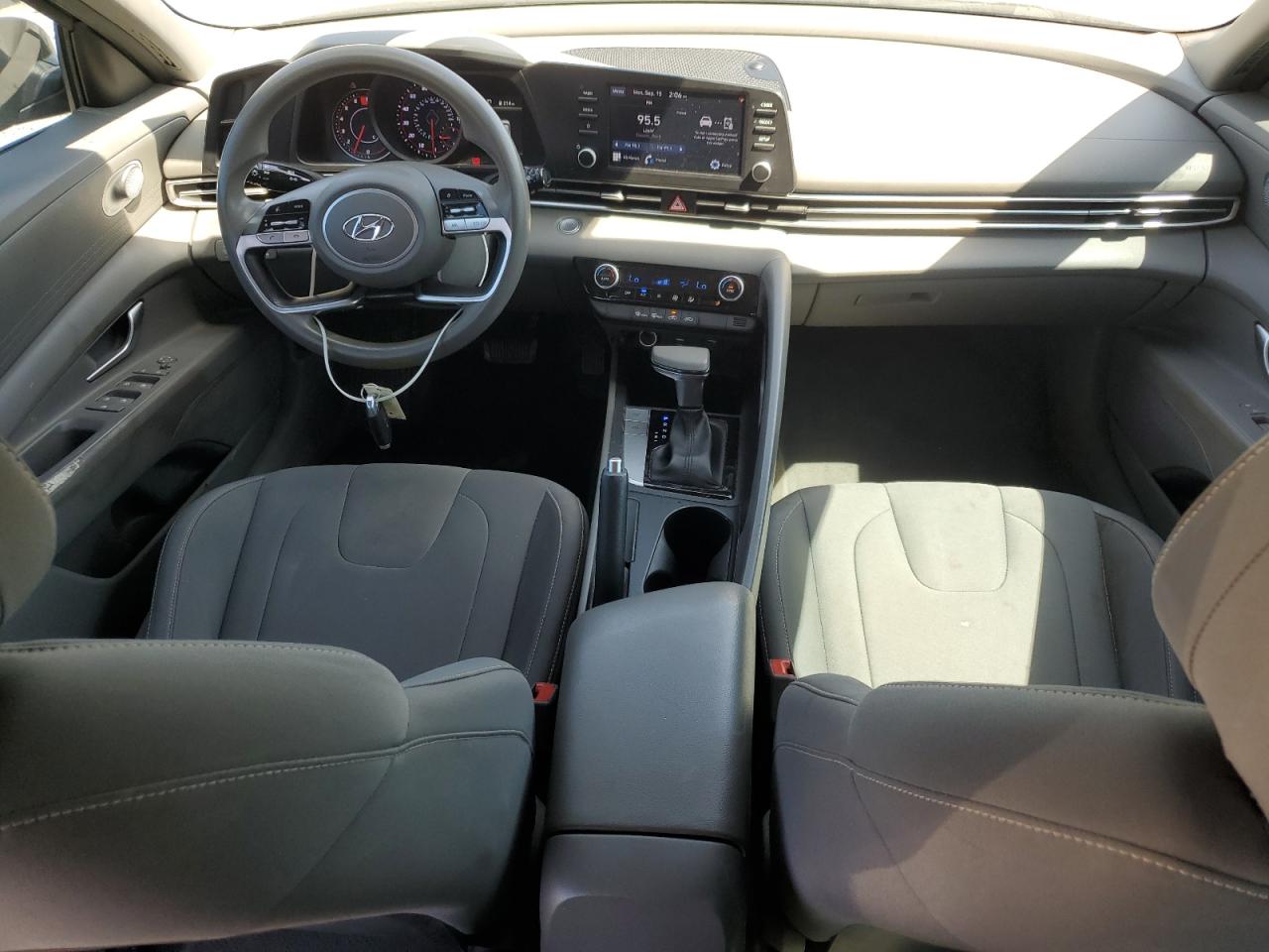 2022 Hyundai Elantra Sel VIN: 5NPLM4AG4NH070759 Lot: 80403815