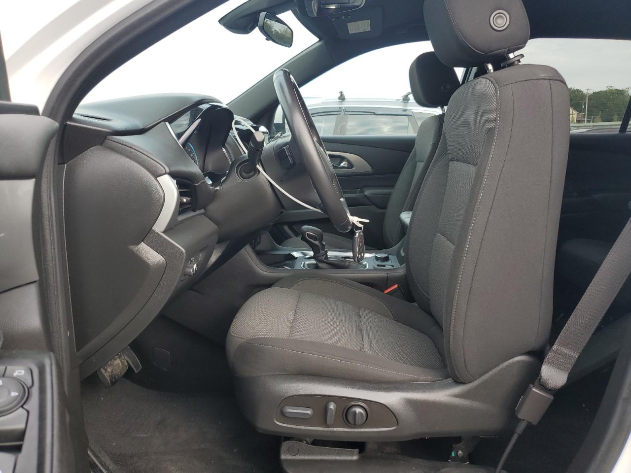 2022 Chevrolet Traverse Lt VIN: 1GNEVGKW7NJ190180 Lot: 84375275