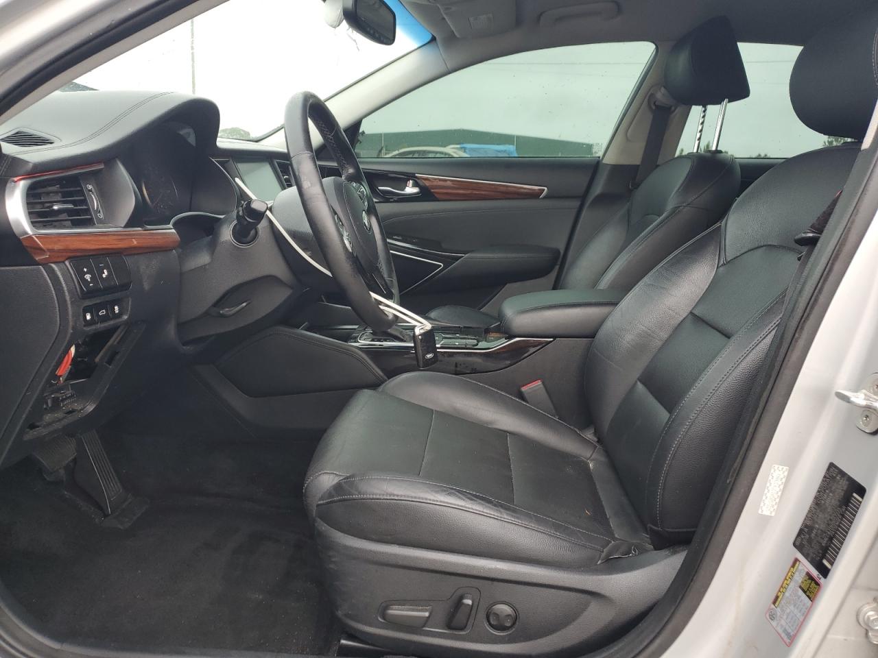 2017 Kia Cadenza Premium VIN: KNALC4J11H5057225 Lot: 83984205