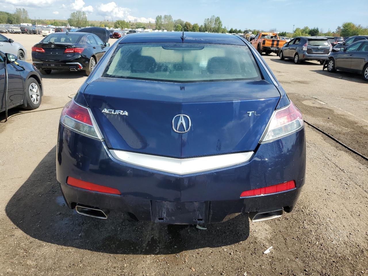 2010 Acura Tl VIN: 19UUA8F22AA801032 Lot: 68622145