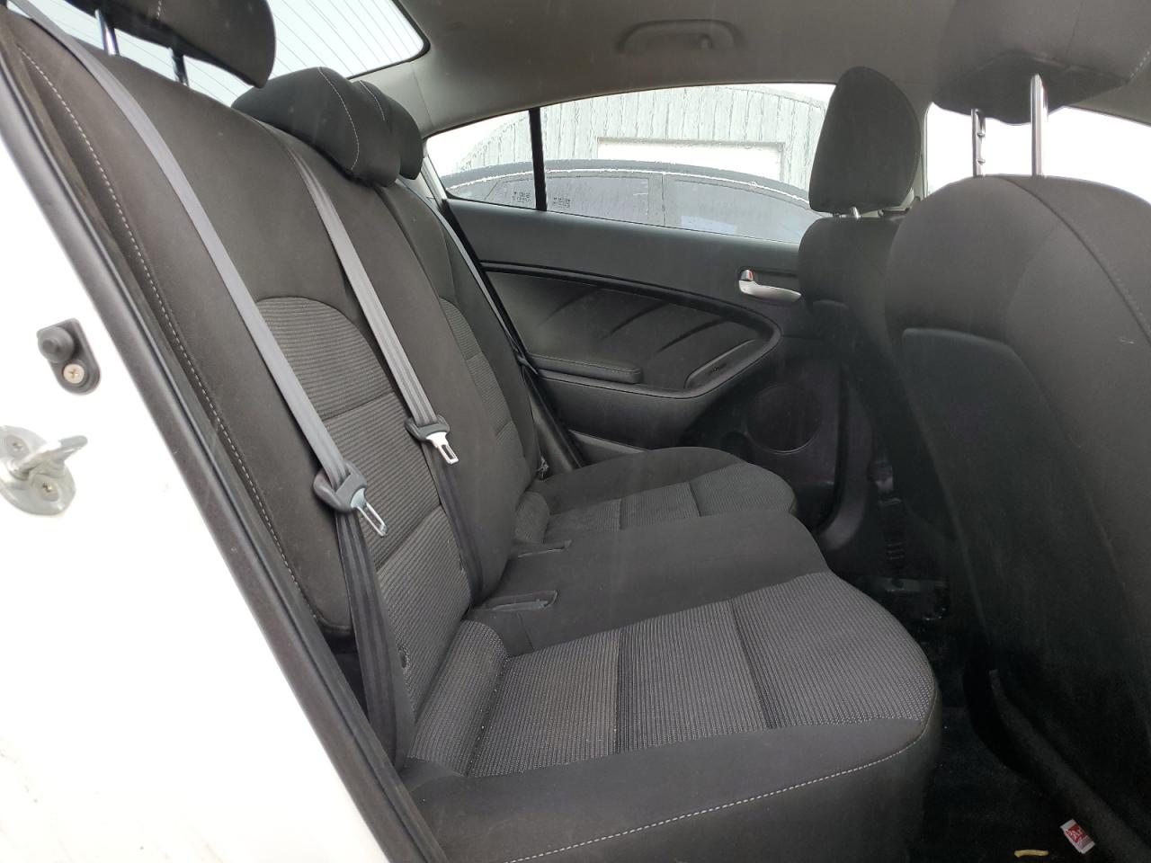 2017 Kia Forte Lx VIN: 3KPFK4A71HE074246 Lot: 81316125