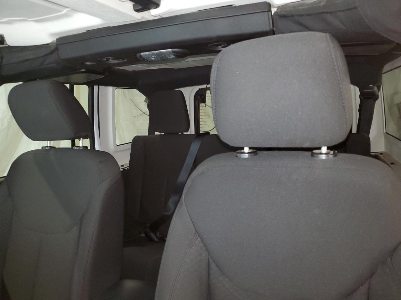 2016 Jeep Wrangler Unlimited Sport VIN: 1C4BJWDG1GL334546 Lot: 71410585