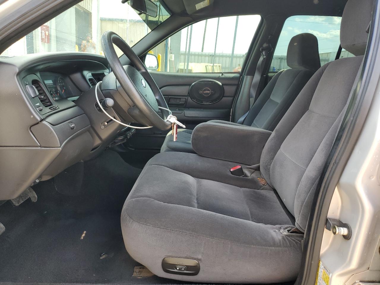 2009 Ford Crown Victoria Police Interceptor VIN: 2FAHP71V79X104121 Lot: 71667555