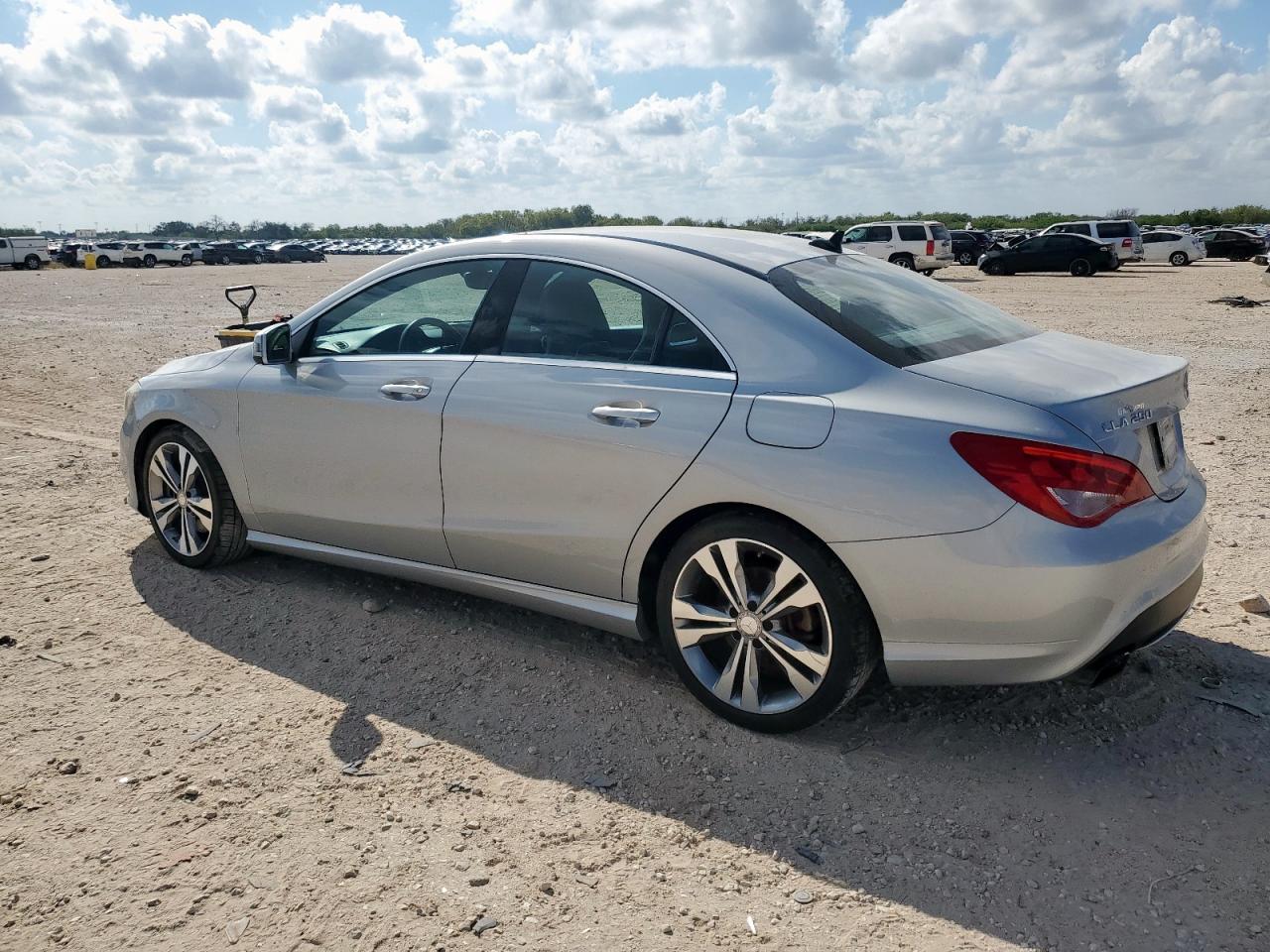 2014 Mercedes-Benz Cla 250 silver null gas WDDSJ4EBXEN047141 photo #3