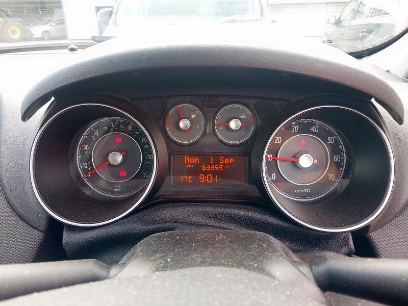 2012 FIAT PUNTO GBT