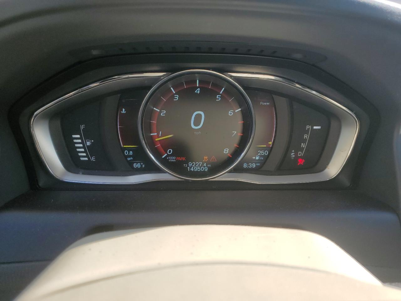 2016 Volvo Xc60 T5 Premier VIN: YV4612RK7G2811491 Lot: 71618795