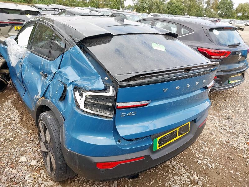 2022 VOLVO C40 TWIN PRO