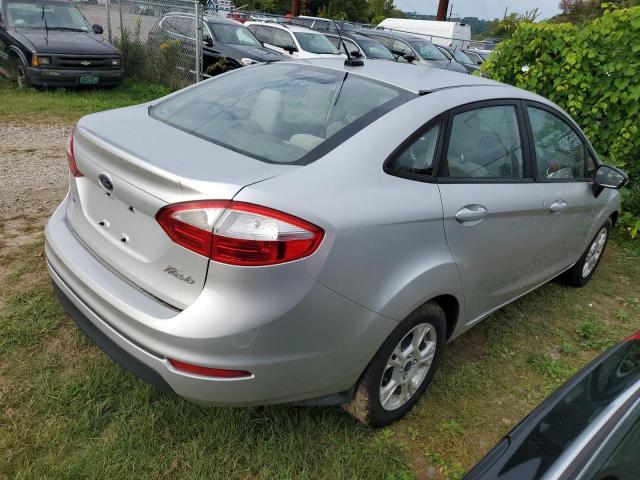 Седаны FORD FIESTA 2016 Серебристый