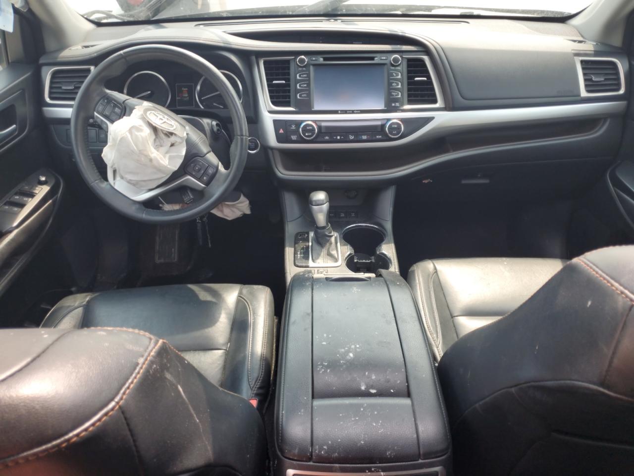 2016 Toyota Highlander Xle VIN: 5TDJKRFHXGS306582 Lot: 71675665