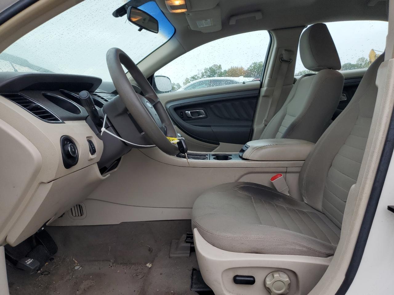 2010 Ford Taurus Se VIN: 1FAHP2DW2AG139022 Lot: 81065615