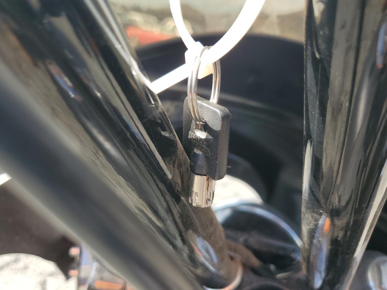 2015 Harley-Davidson Fxdb Dyna Street Bob VIN: 1HD1GXM34FC316472 Lot: 82133755