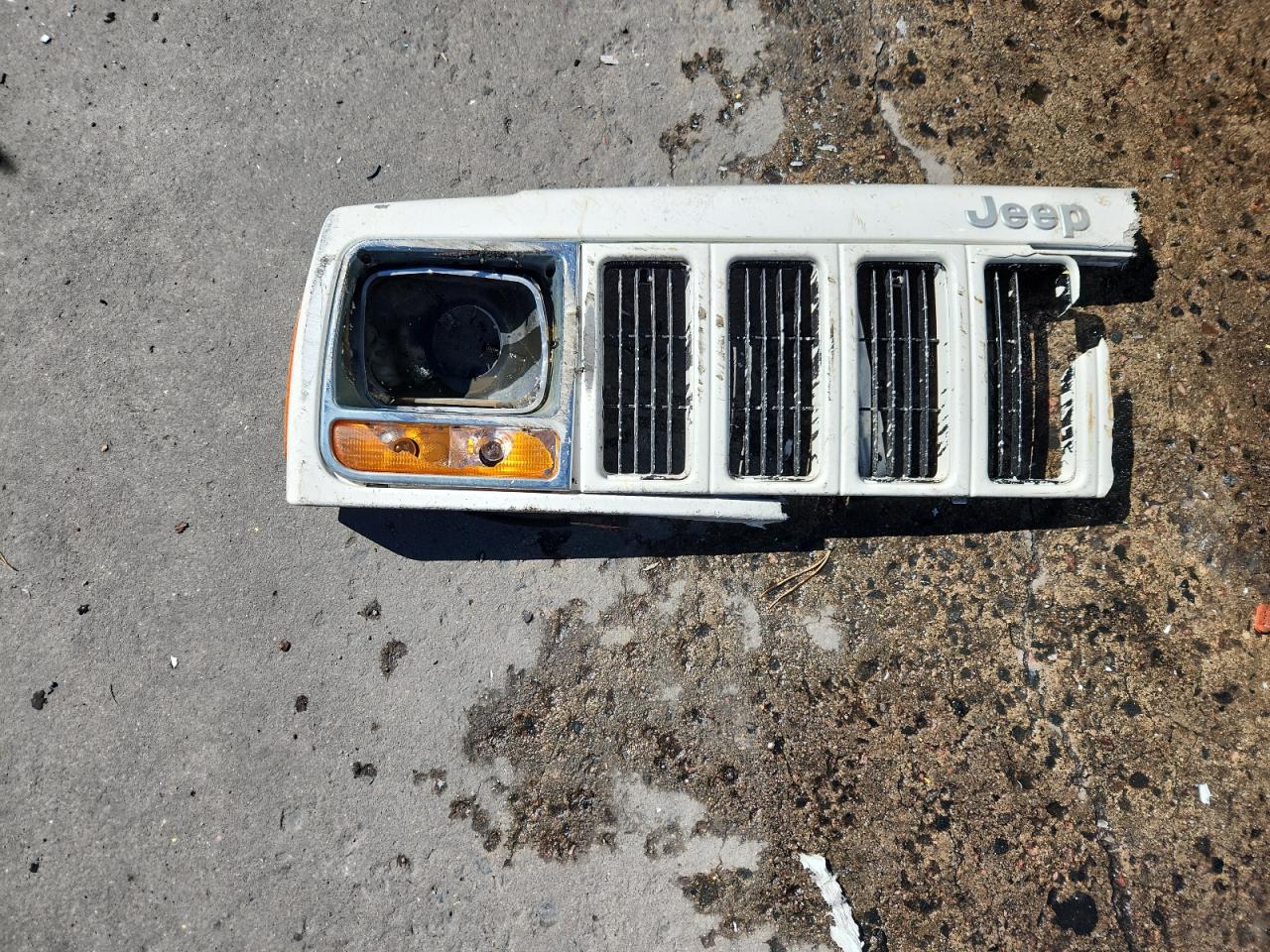 1999 Jeep Cherokee Sport VIN: 1J4FF68S2XL546660 Lot: 80394235