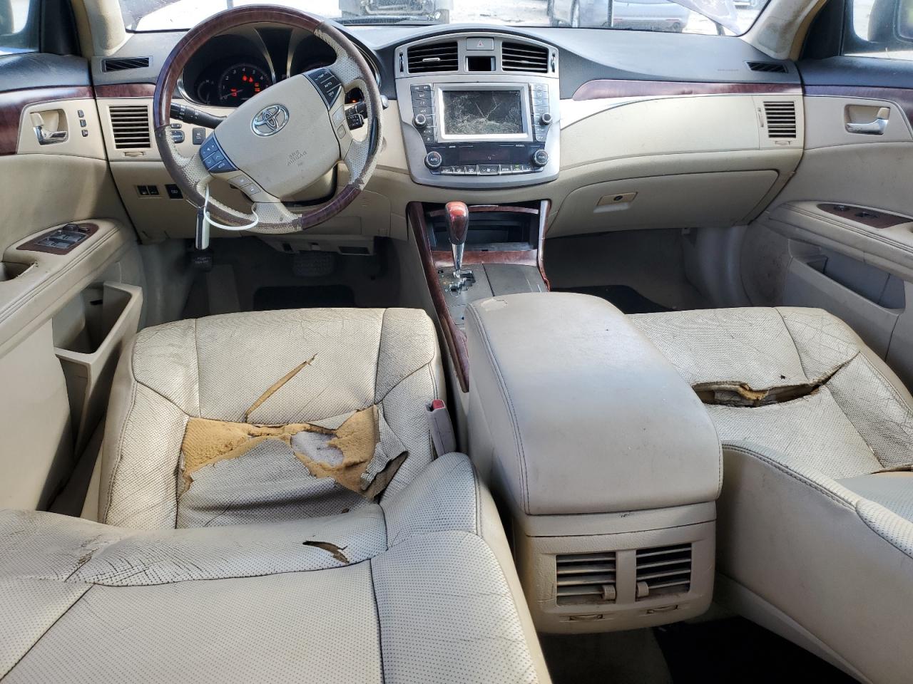 2011 Toyota Avalon Base VIN: 4T1BK3DB0BU421210 Lot: 84533105