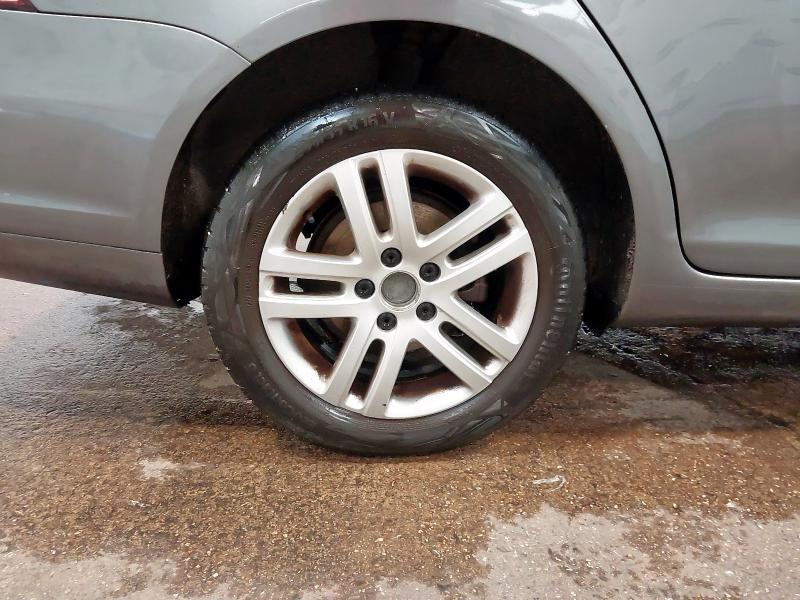 2011 VOLKSWAGEN GOLF SE TDI 