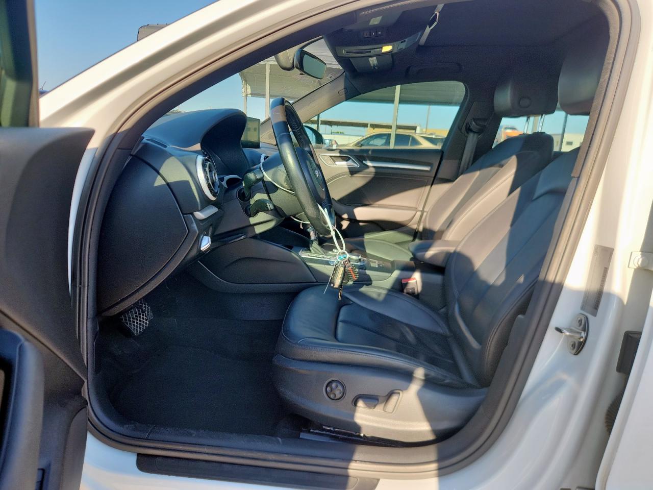 2016 Audi A3 Premium VIN: WAUA7GFF5G1032559 Lot: 70820785