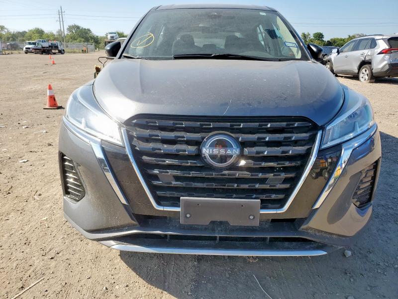  NISSAN KICKS 2024 Gray