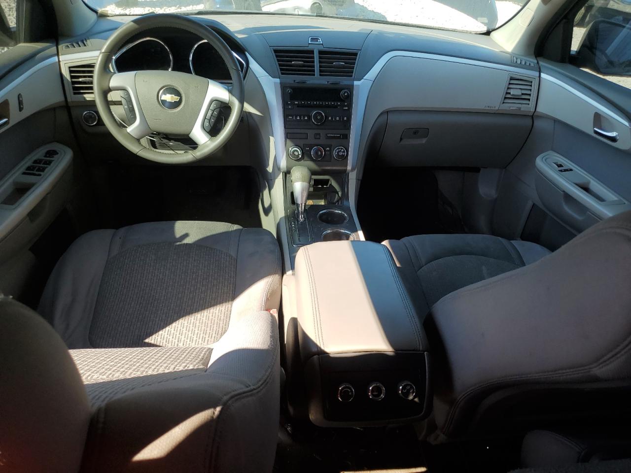 2011 Chevrolet Traverse Ls VIN: 1GNKRFED3BJ299677 Lot: 71548105