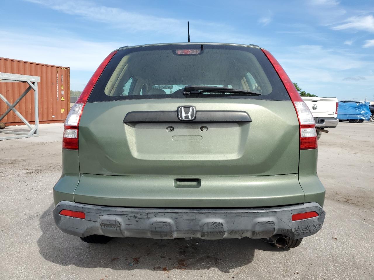 2008 Honda Cr-V Lx VIN: JHLRE383X8C017300 Lot: 81428705