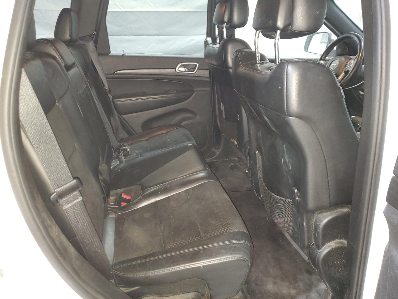 2015 Jeep Grand Cherokee Laredo VIN: 1C4RJFAG1FC211363 Lot: 81328995