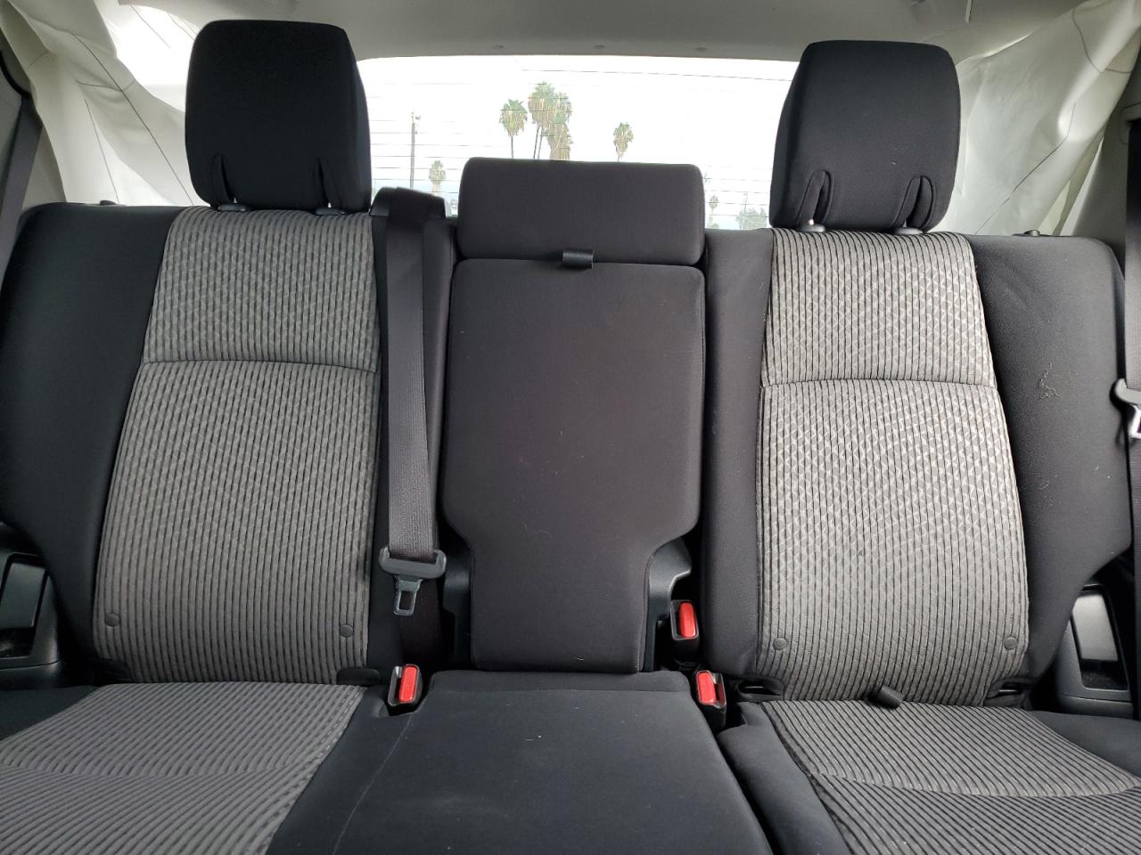 2024 Toyota 4Runner Sr5/Sr5 Premium VIN: JTEMU5JR8R6274777 Lot: 81857405