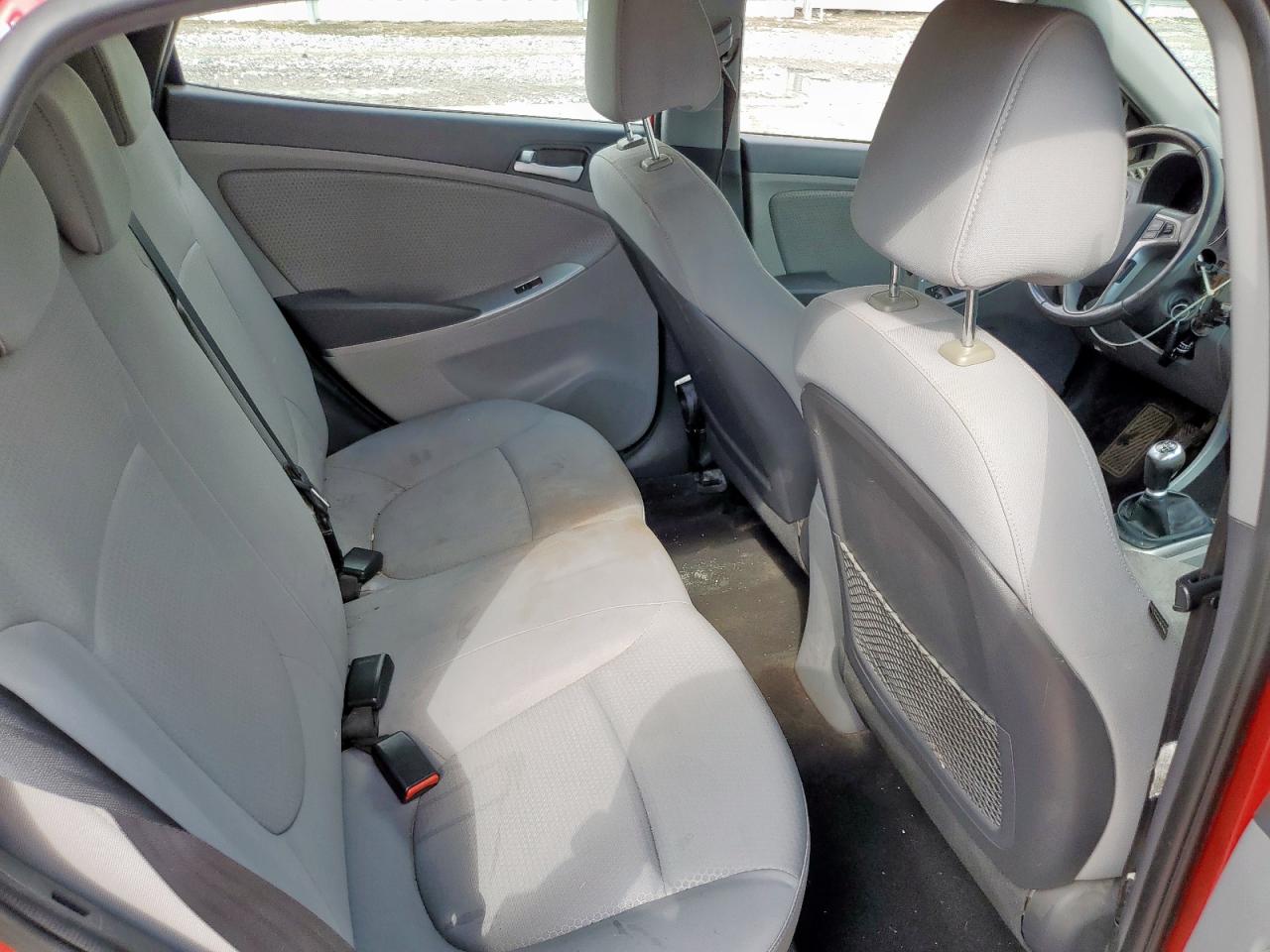 2015 Hyundai Accent Gls VIN: KMHCU5AE0FU201337 Lot: 81059835