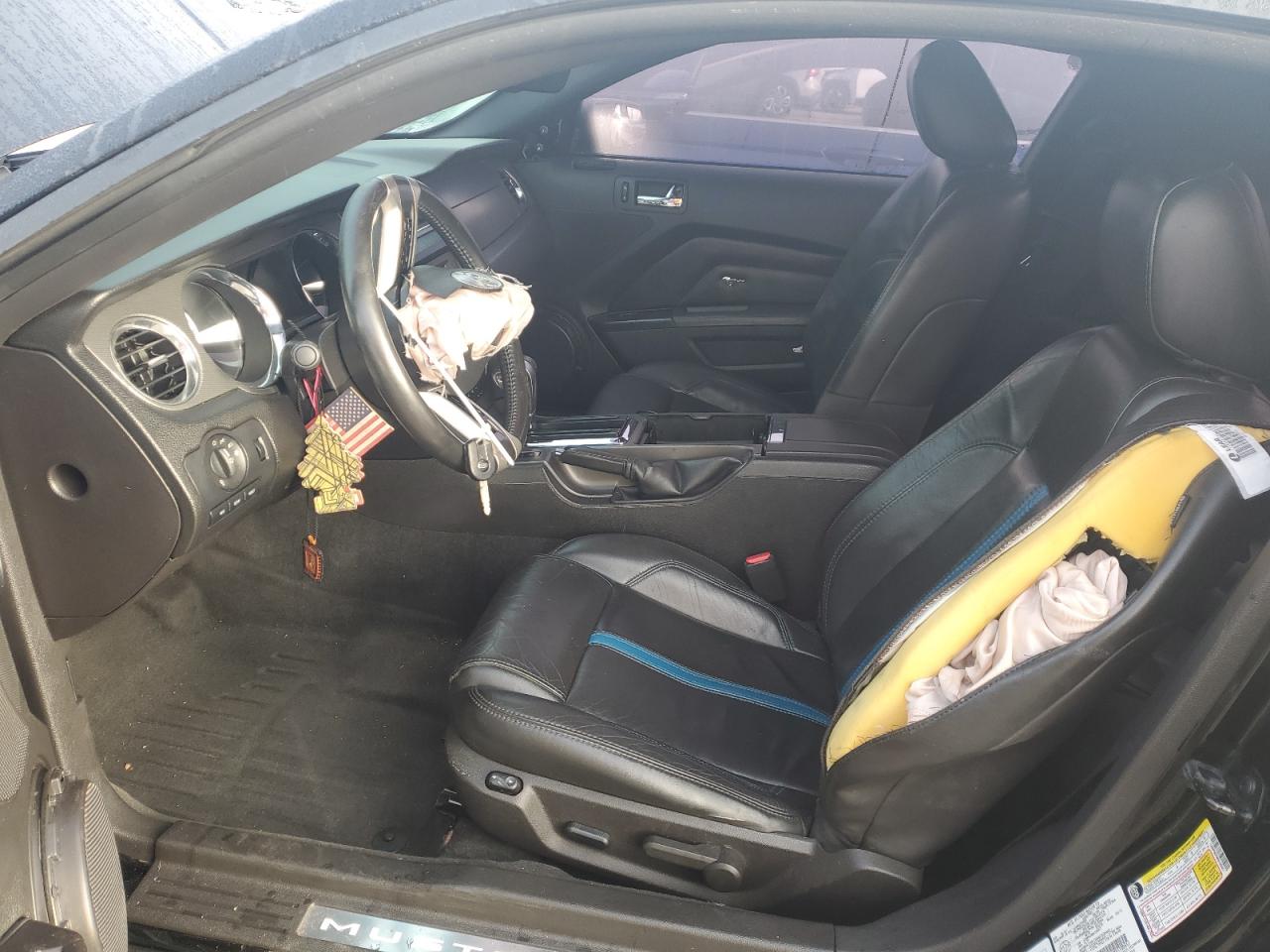 2011 Ford Mustang Gt VIN: 1ZVBP8CF8B5100451 Lot: 81140945